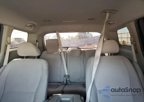 2021 Kia Sedona Lx из США, поврежденный, VIN KNDMB5C18M6673876